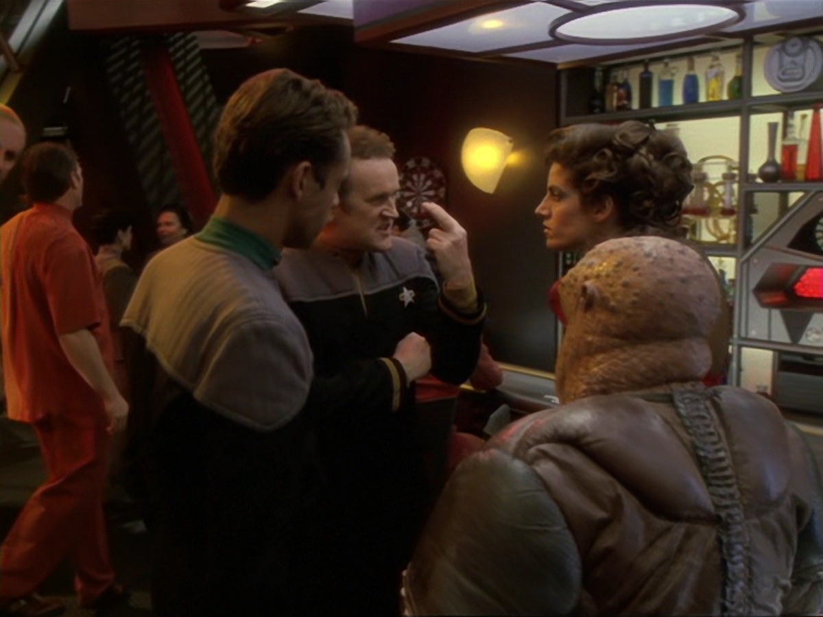 extant_StarTrek_DS9_6x14-OneLittleShip_3638.jpg