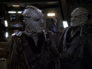 Filename=extant_StarTrek_DS9_6x14-OneLittleShip_0653.jpg
Filesize=161KiB
Dimensions=1200x900
Date added=Jan 11, 2020 extant_StarTrek_DS9_6x14-OneLittleShip_0653.jpg