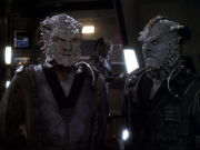 extant_StarTrek_DS9_6x14-OneLittleShip_0797.jpg
