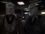 extant_StarTrek_DS9_6x14-OneLittleShip_1256.jpg