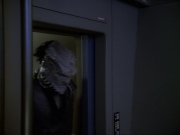 extant_StarTrek_DS9_6x14-OneLittleShip_2121.jpg