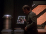 Filename=extant_StarTrek_DS9_6x15-HonorAmongThieves_1166.jpg
Filesize=136KiB
Dimensions=1200x900
Date added=Jan 12, 2020 extant_StarTrek_DS9_6x15-HonorAmongThieves_1166.jpg