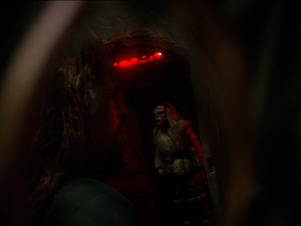 extant_StarTrek_DS9_6x16-ChangeOfHeart_0260.jpg
