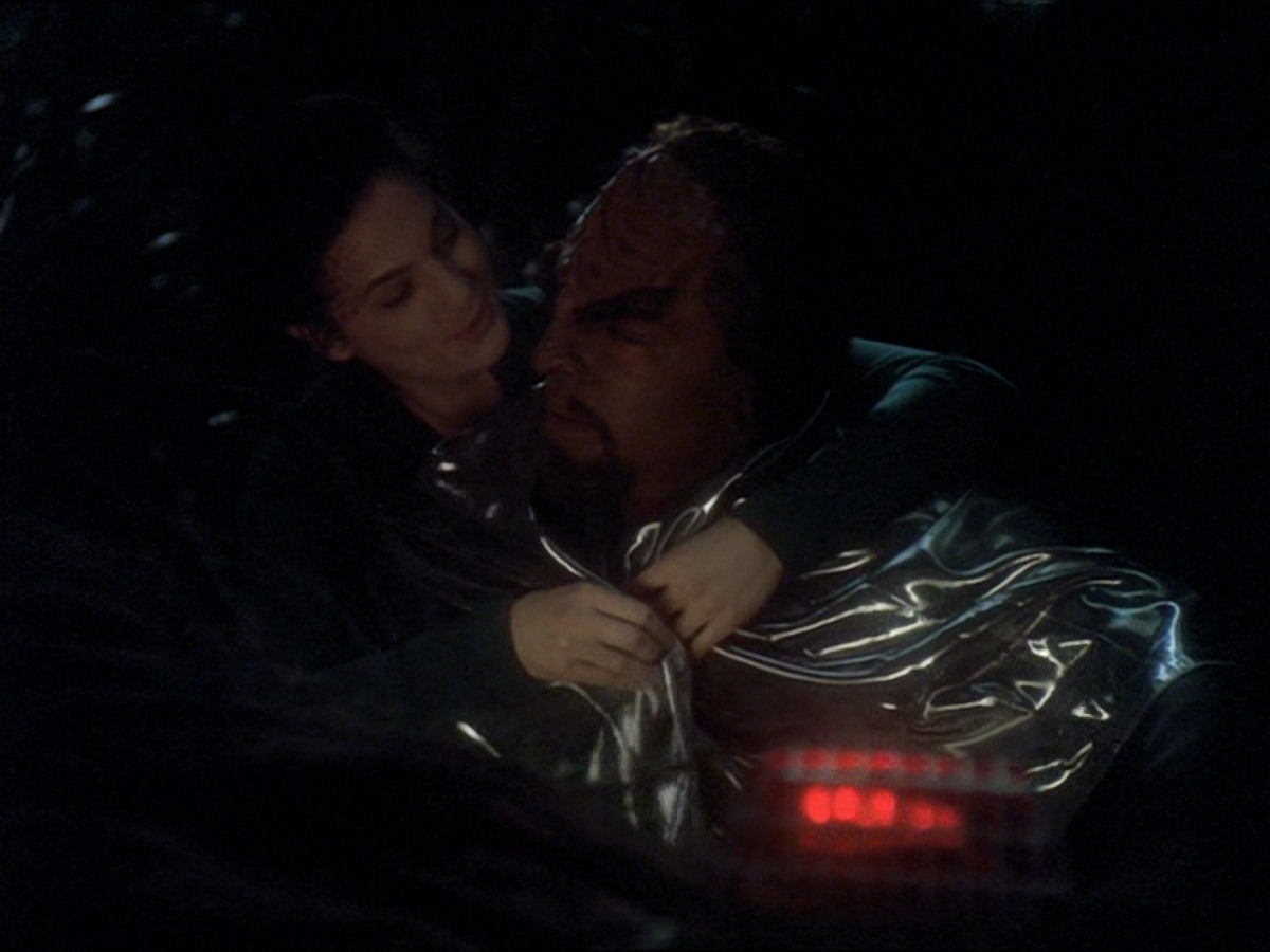 extant_StarTrek_DS9_6x16-ChangeOfHeart_2300.jpg