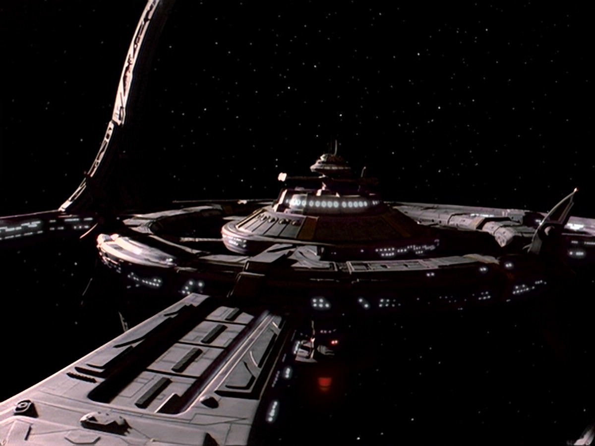 extant_StarTrek_DS9_6x17-WrongsDarkerThanDeathOrNight_0012.jpg