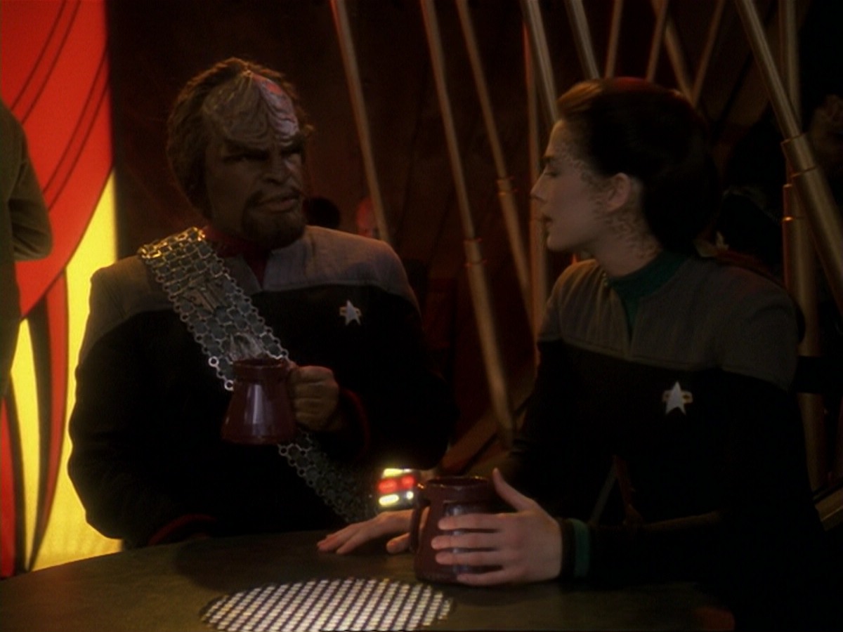 extant_StarTrek_DS9_6x17-WrongsDarkerThanDeathOrNight_0029.jpg
