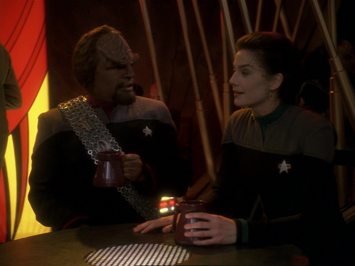 extant_StarTrek_DS9_6x17-WrongsDarkerThanDeathOrNight_0032.jpg