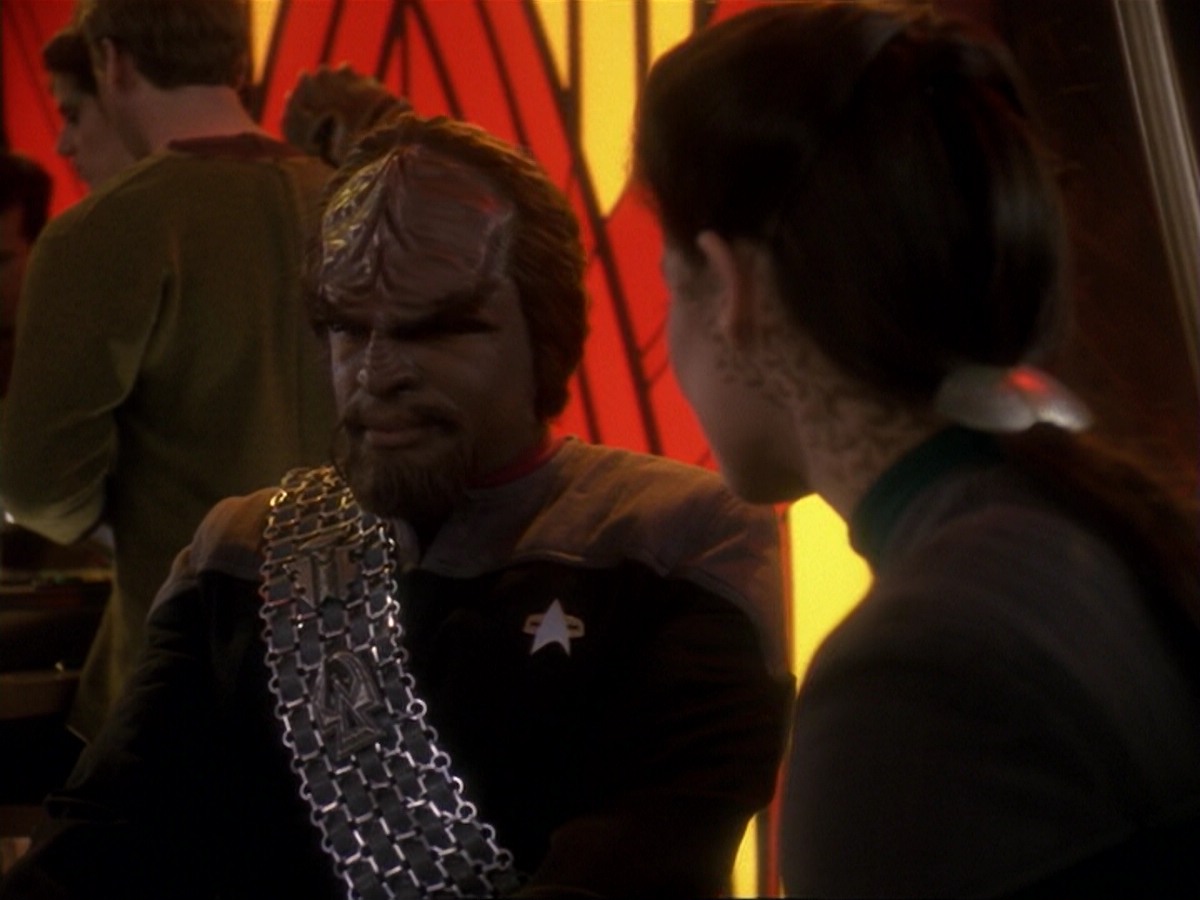 extant_StarTrek_DS9_6x17-WrongsDarkerThanDeathOrNight_0058.jpg