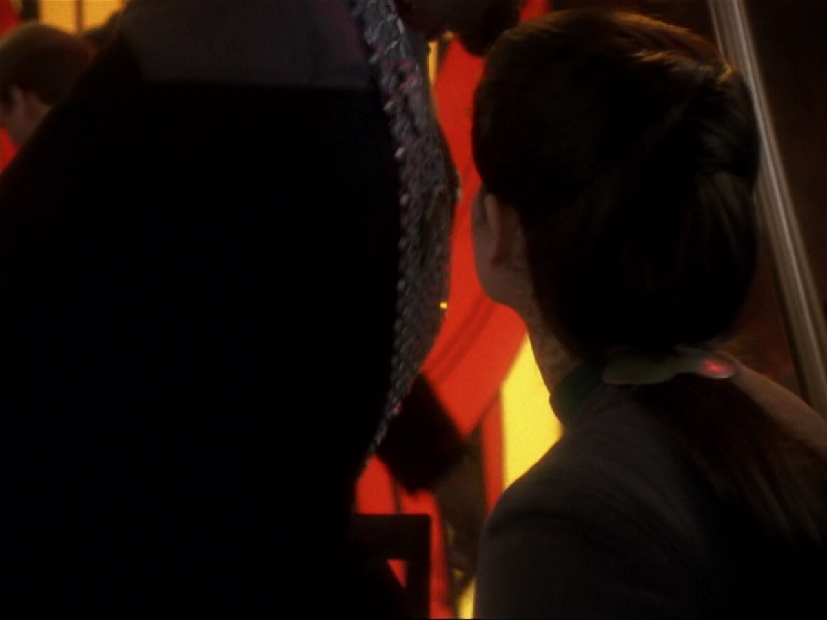 extant_StarTrek_DS9_6x17-WrongsDarkerThanDeathOrNight_0098.jpg