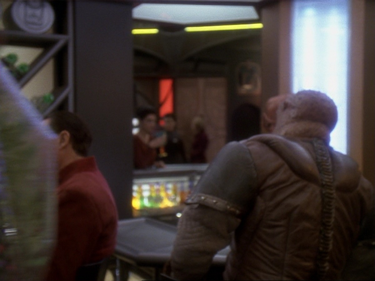 extant_StarTrek_DS9_6x17-WrongsDarkerThanDeathOrNight_0099.jpg
