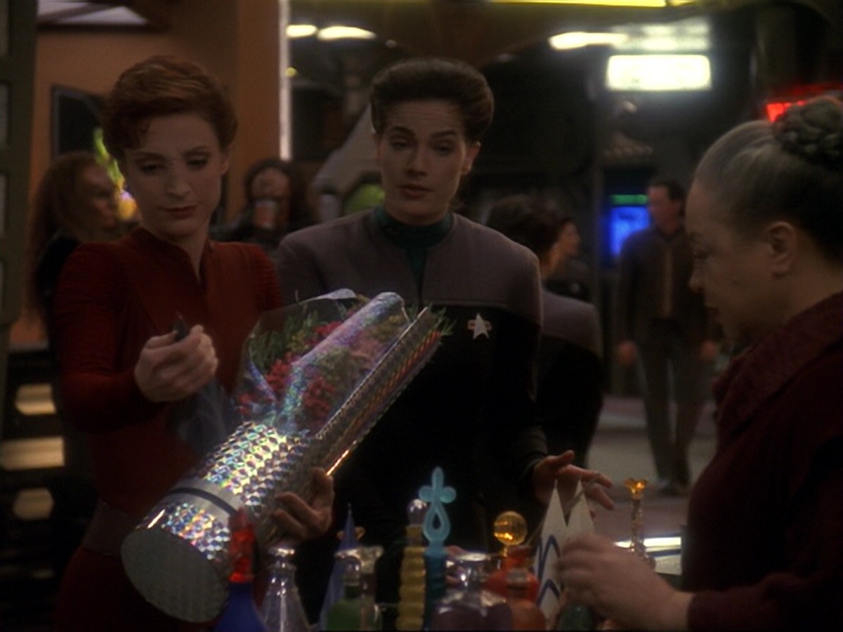 extant_StarTrek_DS9_6x17-WrongsDarkerThanDeathOrNight_0150.jpg