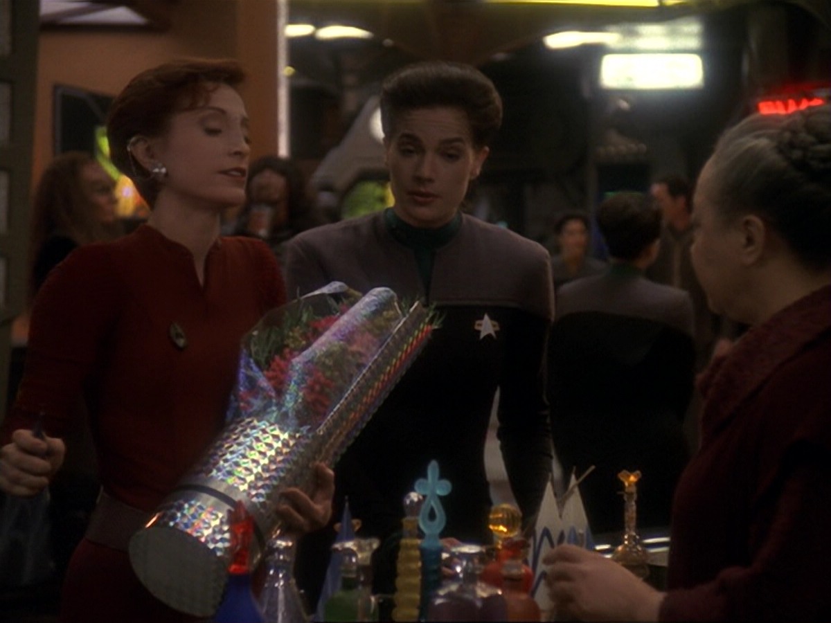 extant_StarTrek_DS9_6x17-WrongsDarkerThanDeathOrNight_0151.jpg