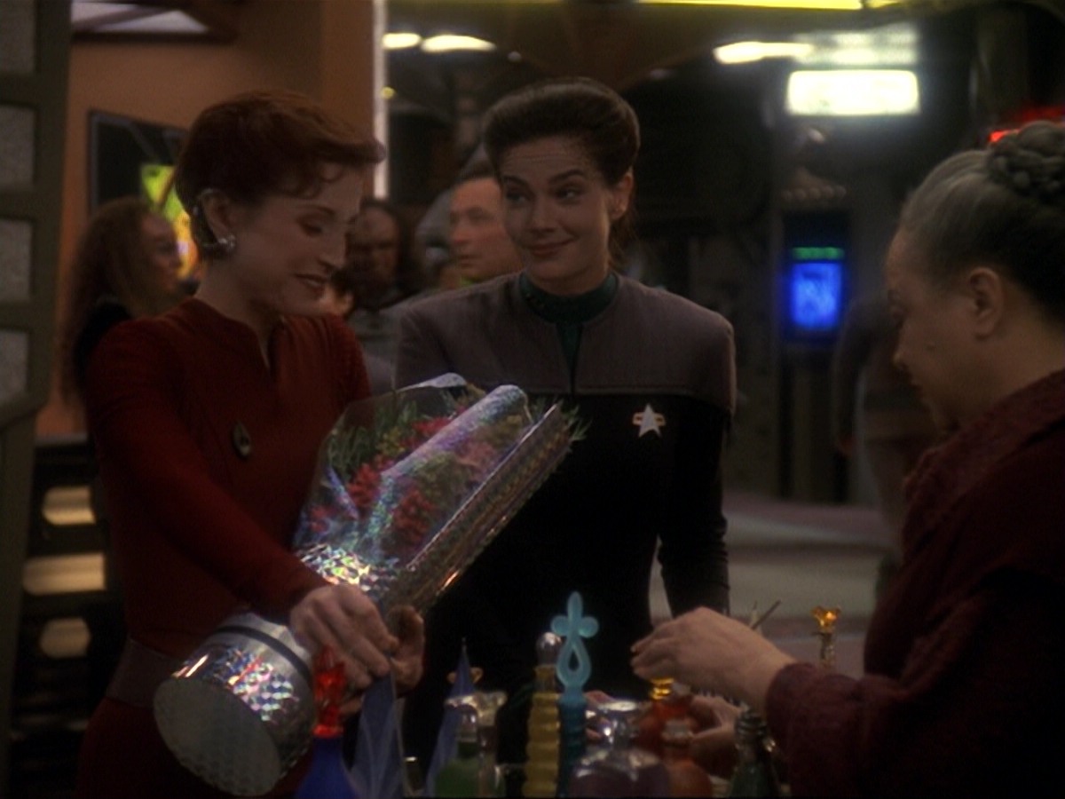 extant_StarTrek_DS9_6x17-WrongsDarkerThanDeathOrNight_0159.jpg