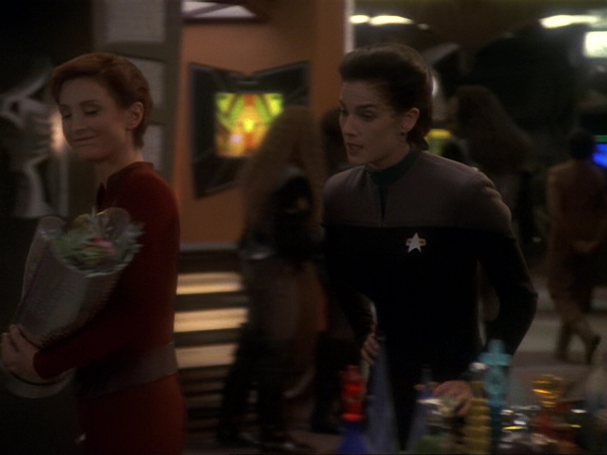 extant_StarTrek_DS9_6x17-WrongsDarkerThanDeathOrNight_0183.jpg