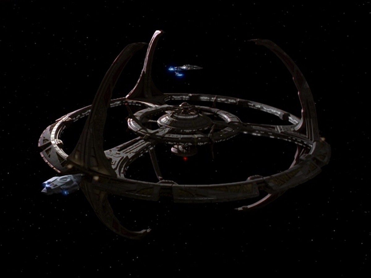 extant_StarTrek_DS9_6x17-WrongsDarkerThanDeathOrNight_0225.jpg
