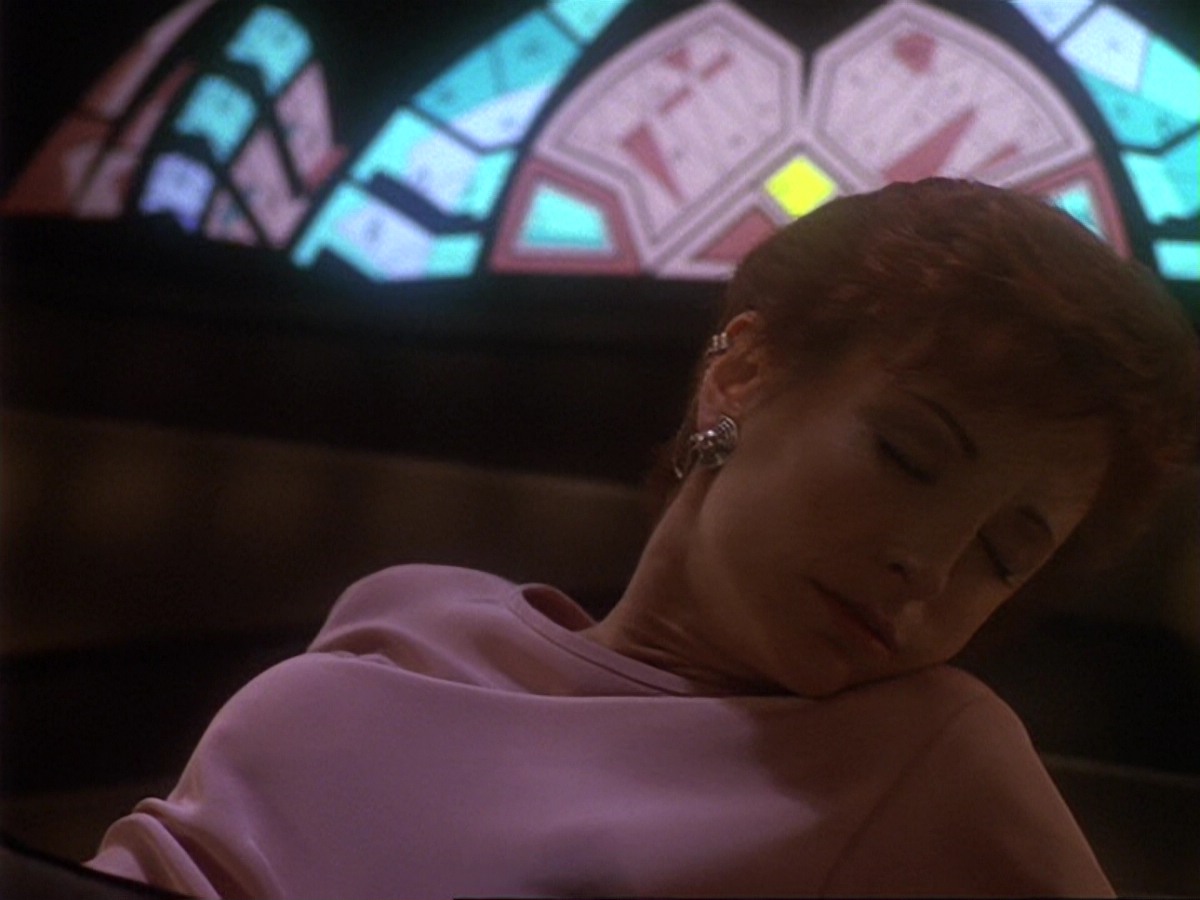 extant_StarTrek_DS9_6x17-WrongsDarkerThanDeathOrNight_0255.jpg