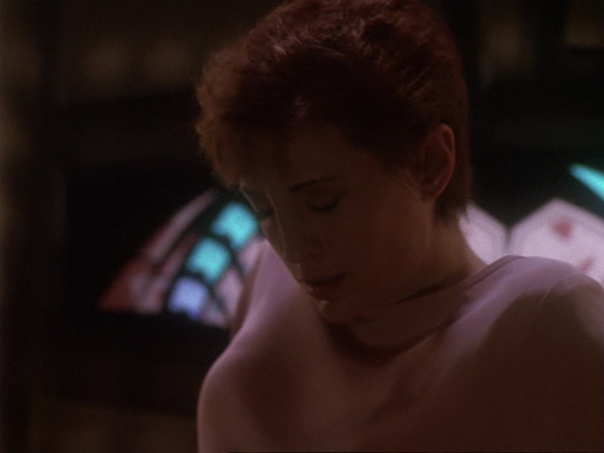extant_StarTrek_DS9_6x17-WrongsDarkerThanDeathOrNight_0260.jpg