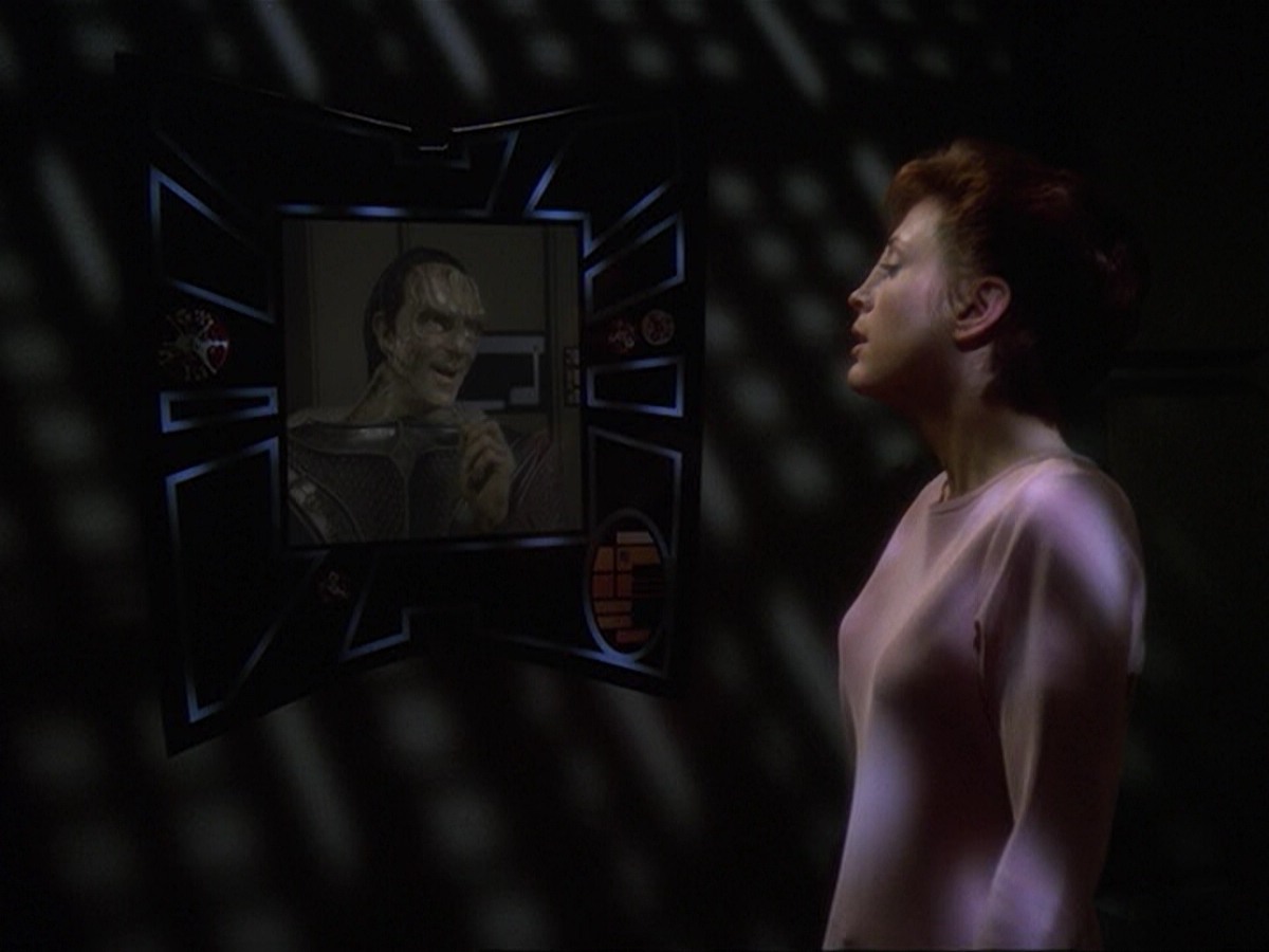 extant_StarTrek_DS9_6x17-WrongsDarkerThanDeathOrNight_0284.jpg