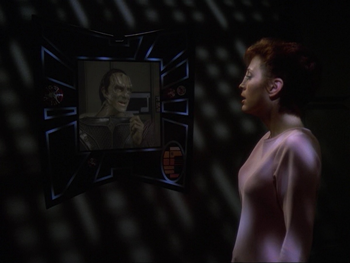 extant_StarTrek_DS9_6x17-WrongsDarkerThanDeathOrNight_0285.jpg