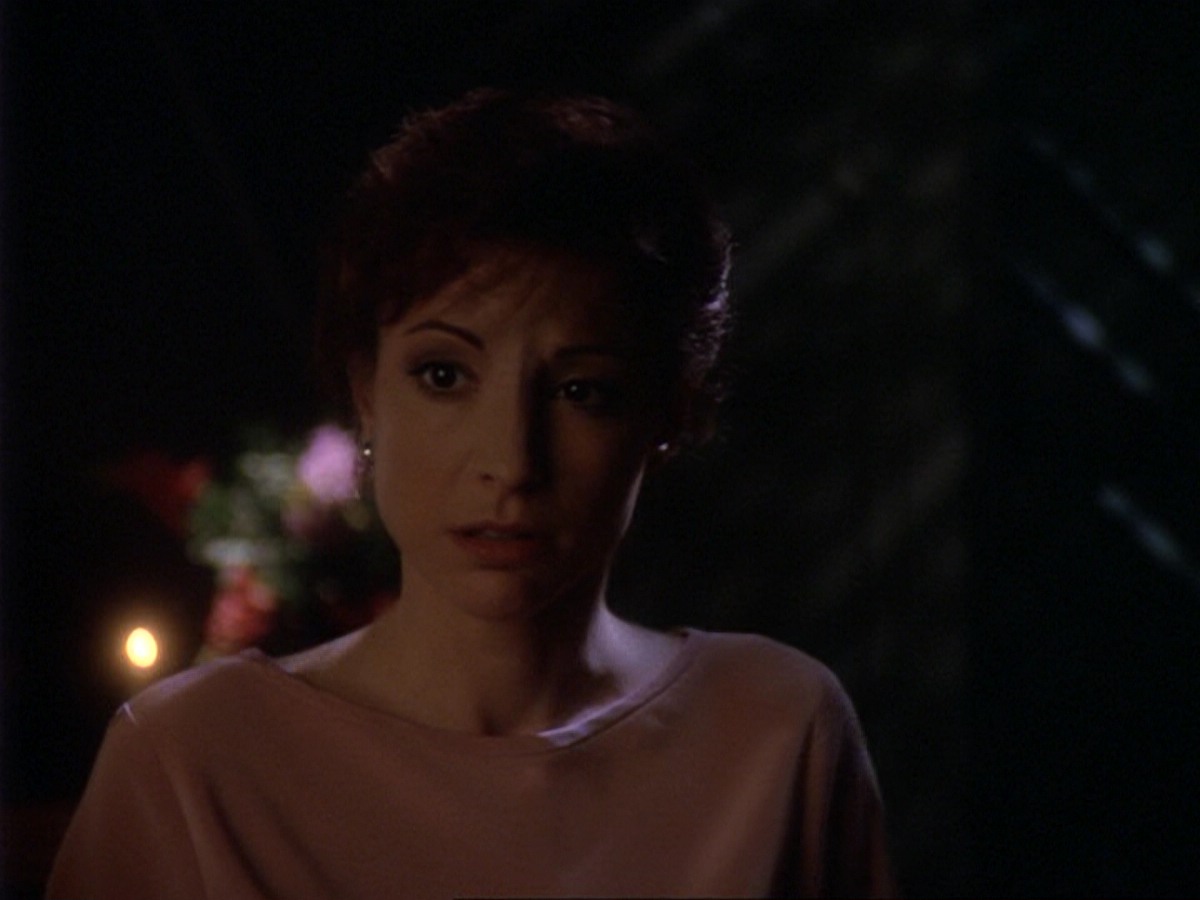 extant_StarTrek_DS9_6x17-WrongsDarkerThanDeathOrNight_0287.jpg
