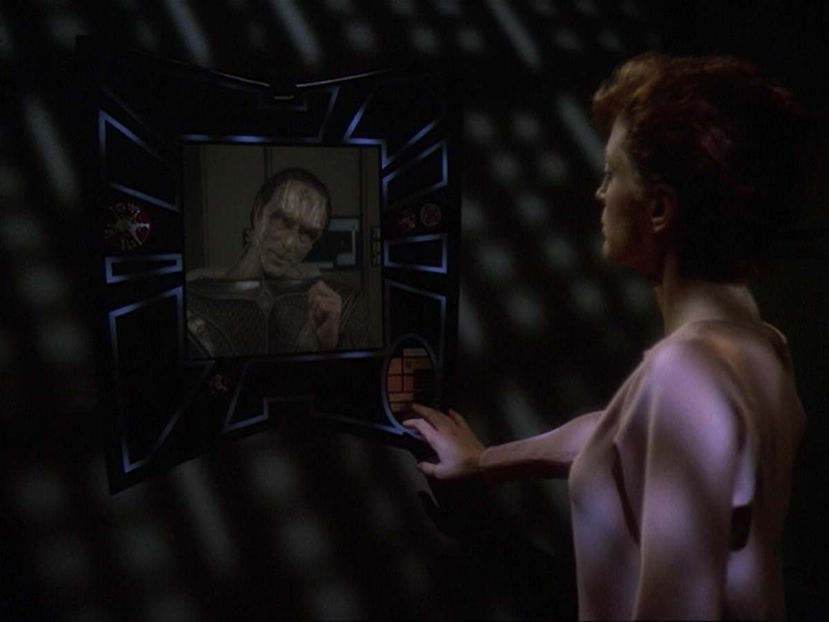 extant_StarTrek_DS9_6x17-WrongsDarkerThanDeathOrNight_0298.jpg