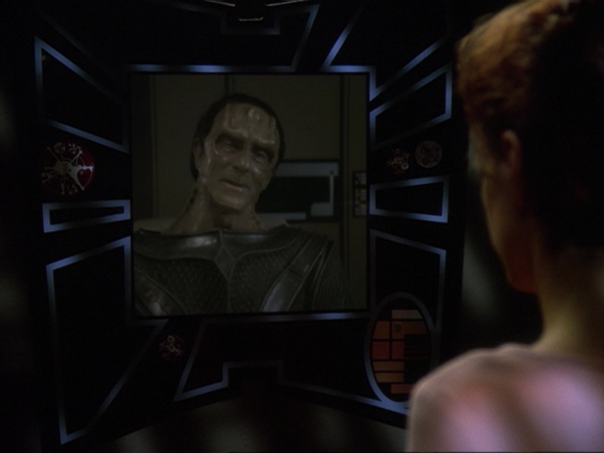 extant_StarTrek_DS9_6x17-WrongsDarkerThanDeathOrNight_0361.jpg