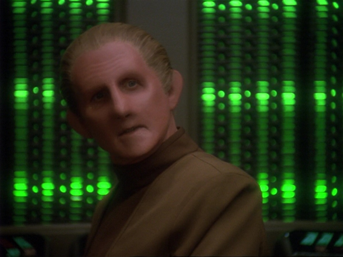extant_StarTrek_DS9_6x17-WrongsDarkerThanDeathOrNight_0989.jpg
