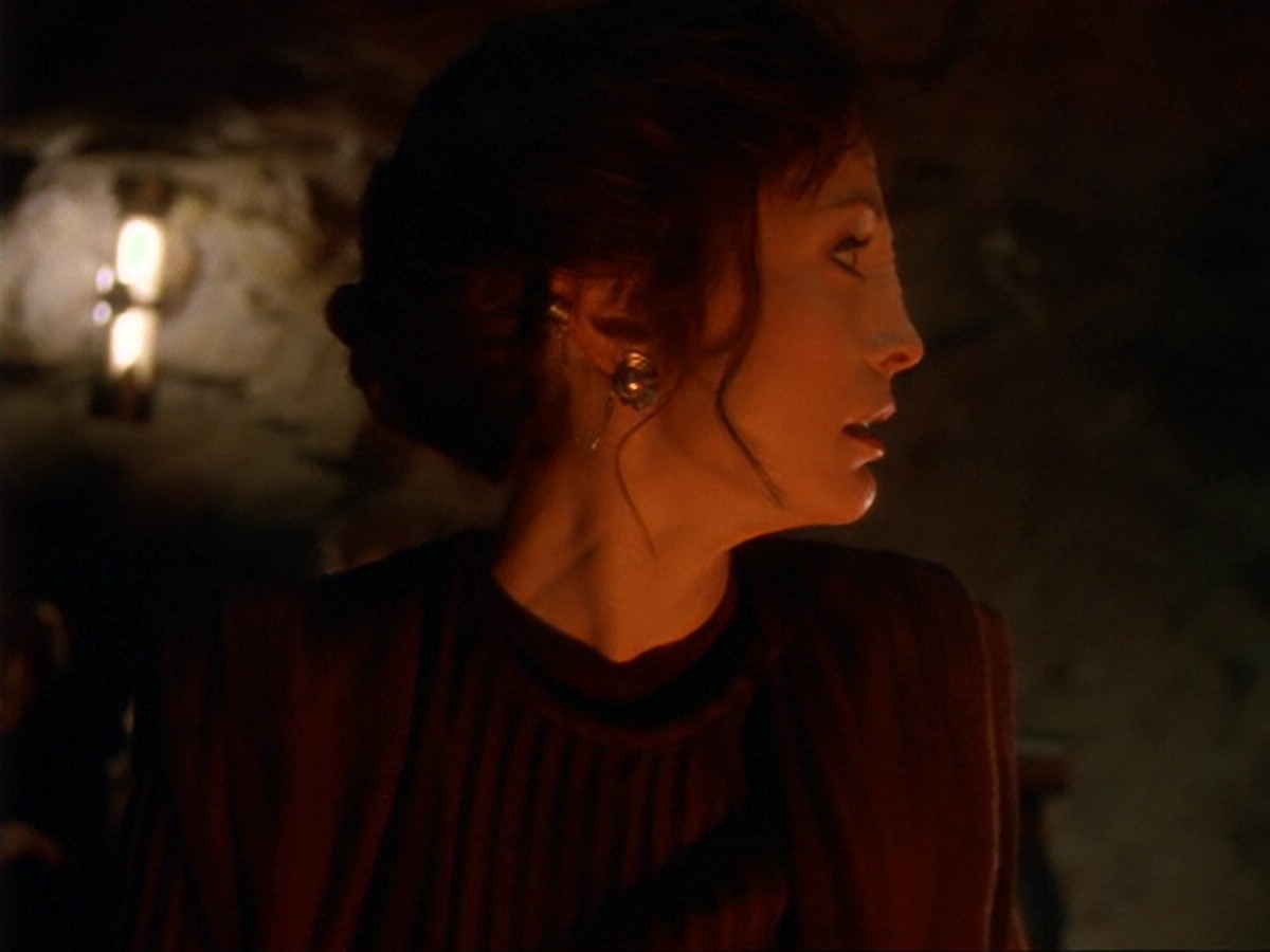 extant_StarTrek_DS9_6x17-WrongsDarkerThanDeathOrNight_1406.jpg