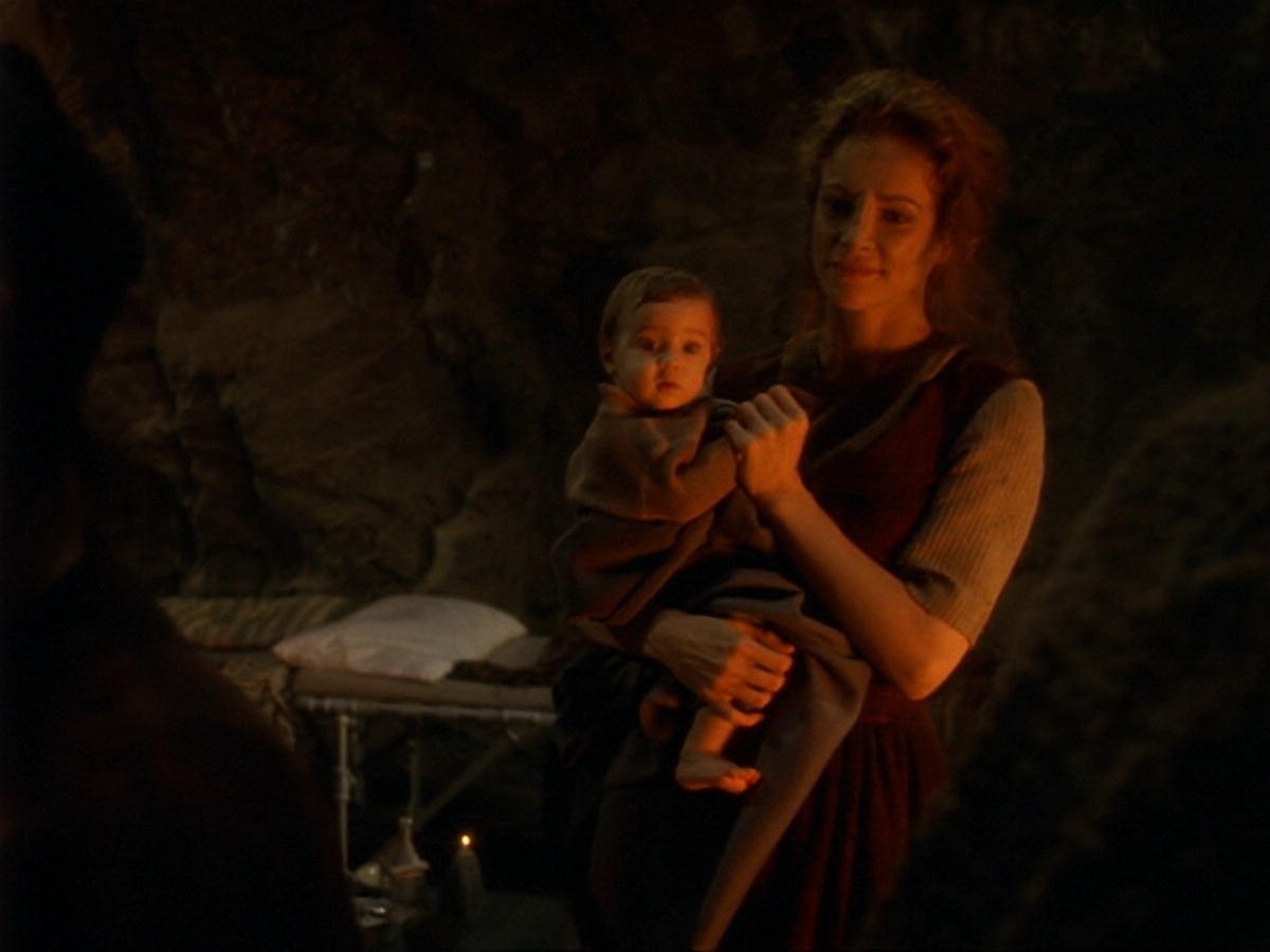 extant_StarTrek_DS9_6x17-WrongsDarkerThanDeathOrNight_1418.jpg