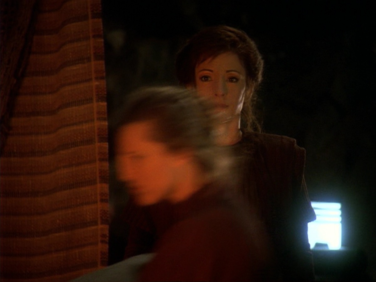 extant_StarTrek_DS9_6x17-WrongsDarkerThanDeathOrNight_1453.jpg