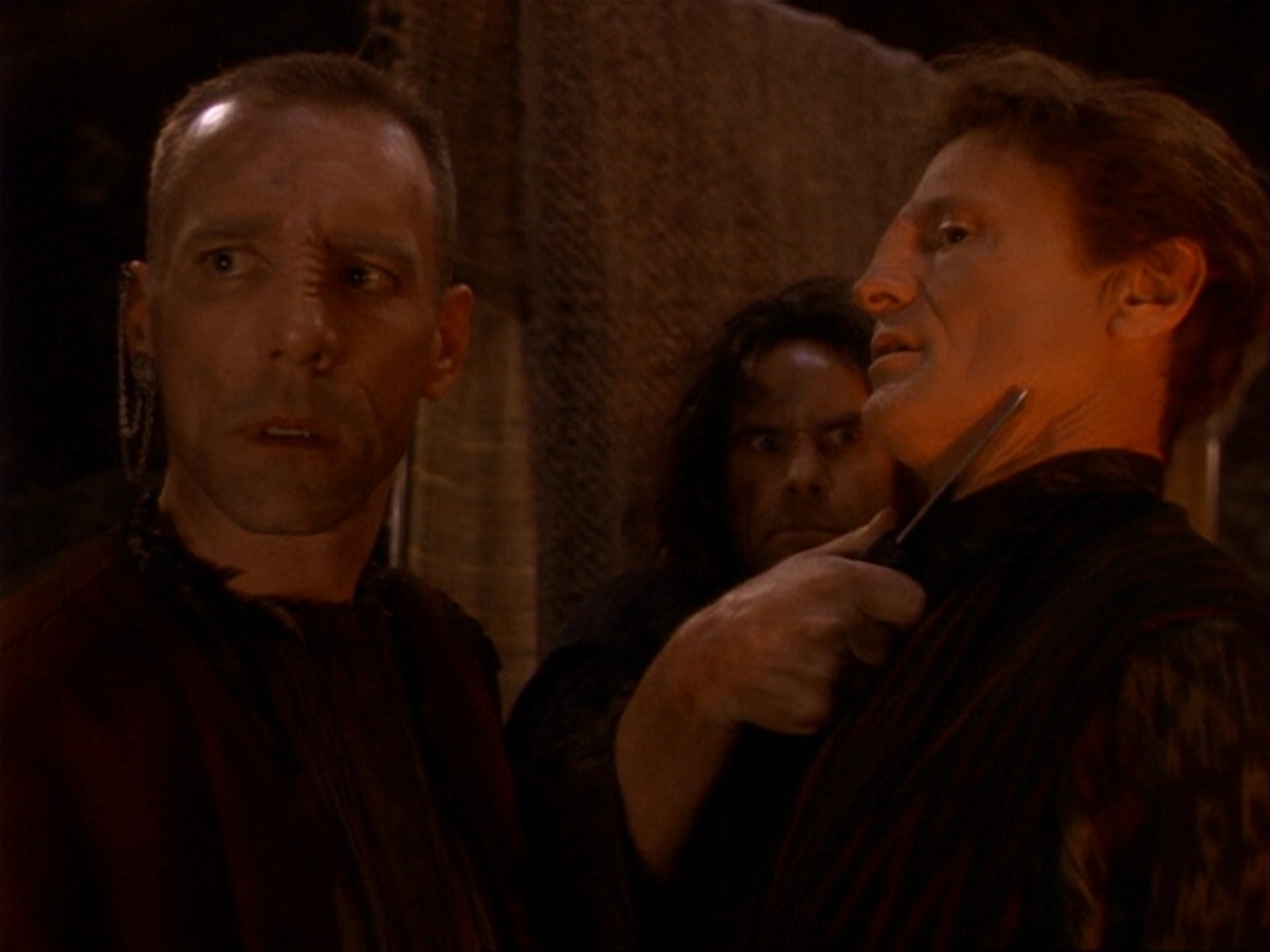 extant_StarTrek_DS9_6x17-WrongsDarkerThanDeathOrNight_1498.jpg