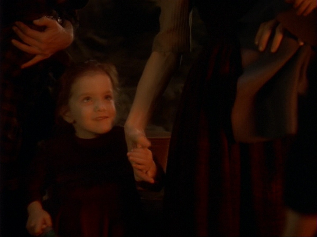extant_StarTrek_DS9_6x17-WrongsDarkerThanDeathOrNight_1606.jpg