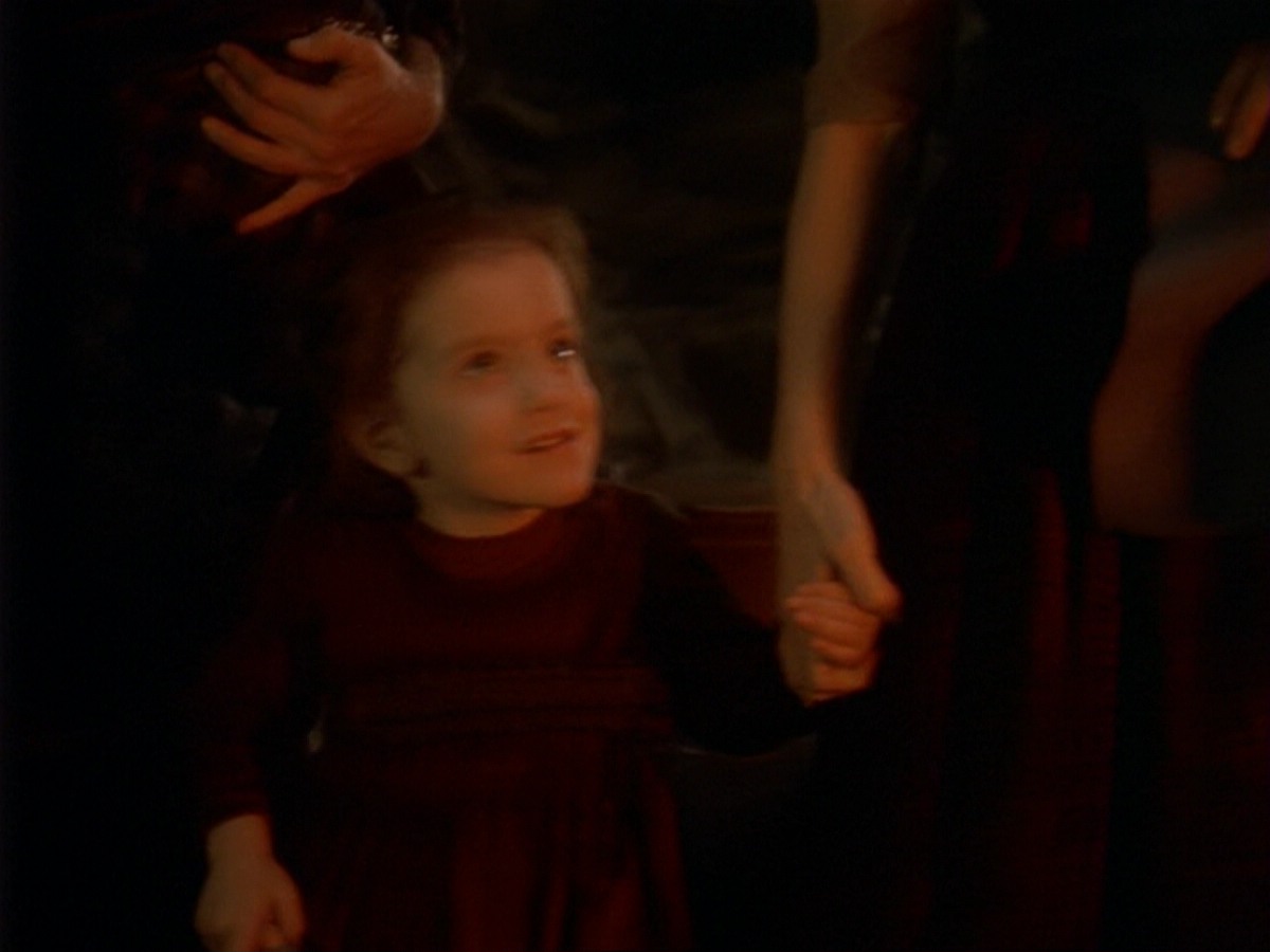 extant_StarTrek_DS9_6x17-WrongsDarkerThanDeathOrNight_1607.jpg