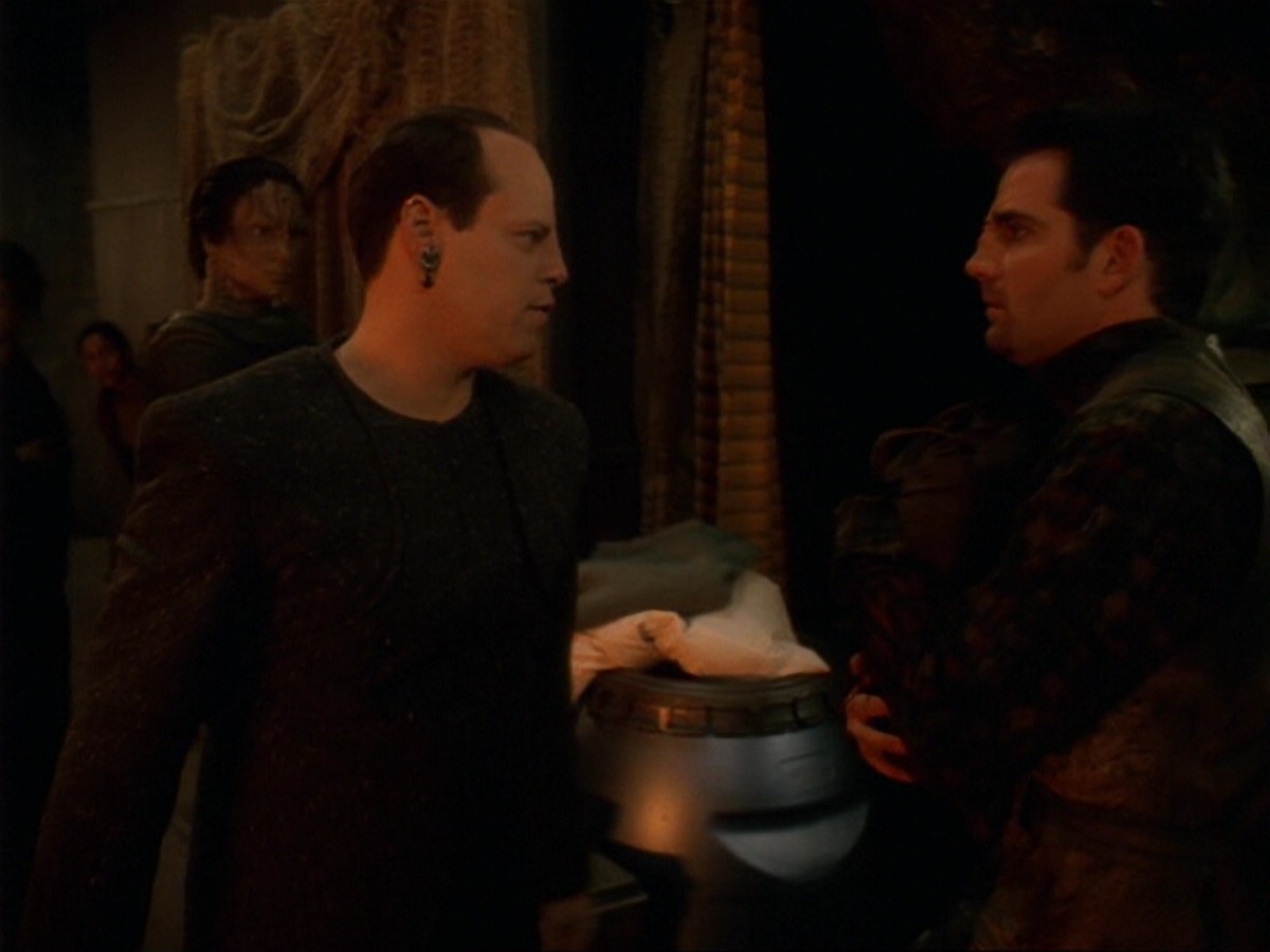 extant_StarTrek_DS9_6x17-WrongsDarkerThanDeathOrNight_1703.jpg