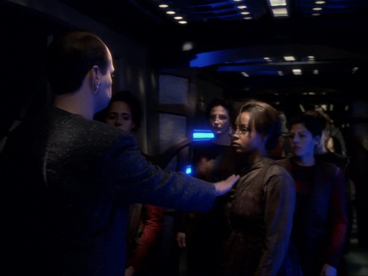 extant_StarTrek_DS9_6x17-WrongsDarkerThanDeathOrNight_1781.jpg