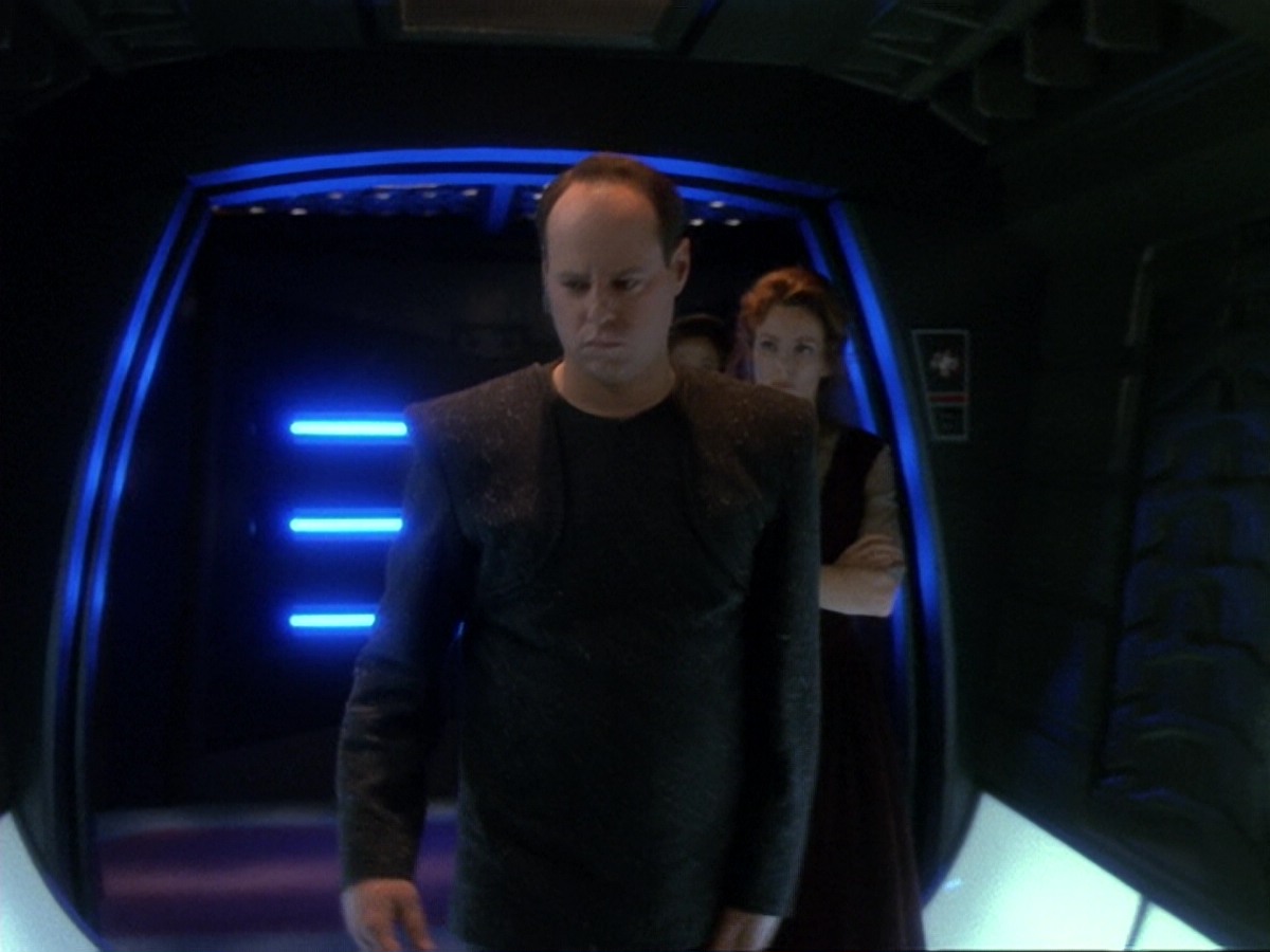 extant_StarTrek_DS9_6x17-WrongsDarkerThanDeathOrNight_1808.jpg