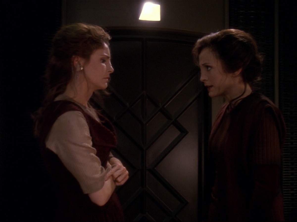 extant_StarTrek_DS9_6x17-WrongsDarkerThanDeathOrNight_1875.jpg