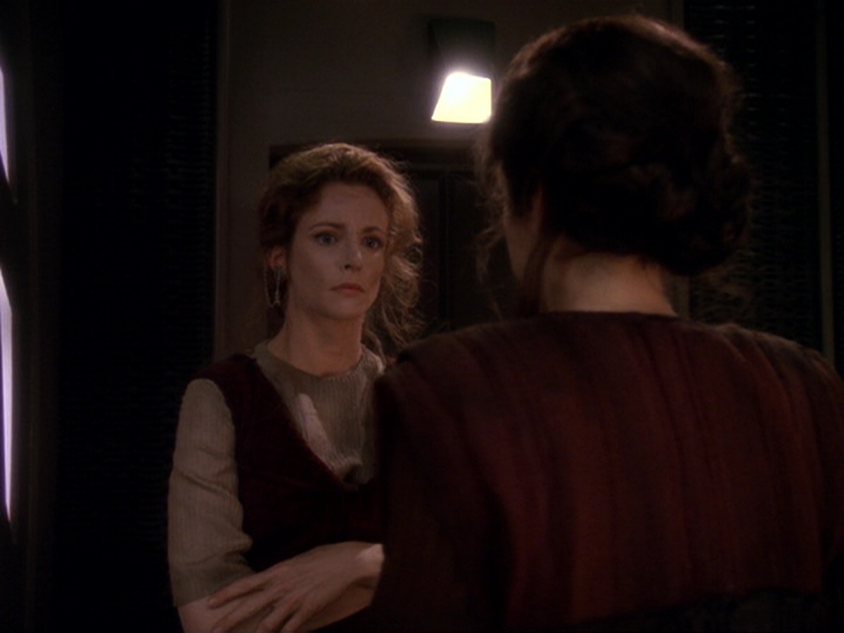 extant_StarTrek_DS9_6x17-WrongsDarkerThanDeathOrNight_1892.jpg