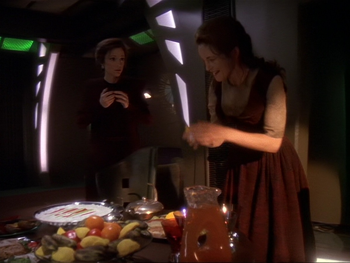 extant_StarTrek_DS9_6x17-WrongsDarkerThanDeathOrNight_1935.jpg