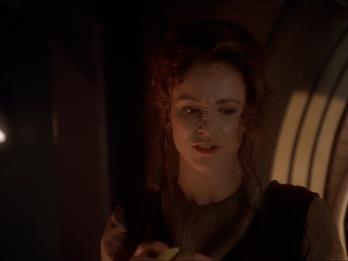 extant_StarTrek_DS9_6x17-WrongsDarkerThanDeathOrNight_1957.jpg