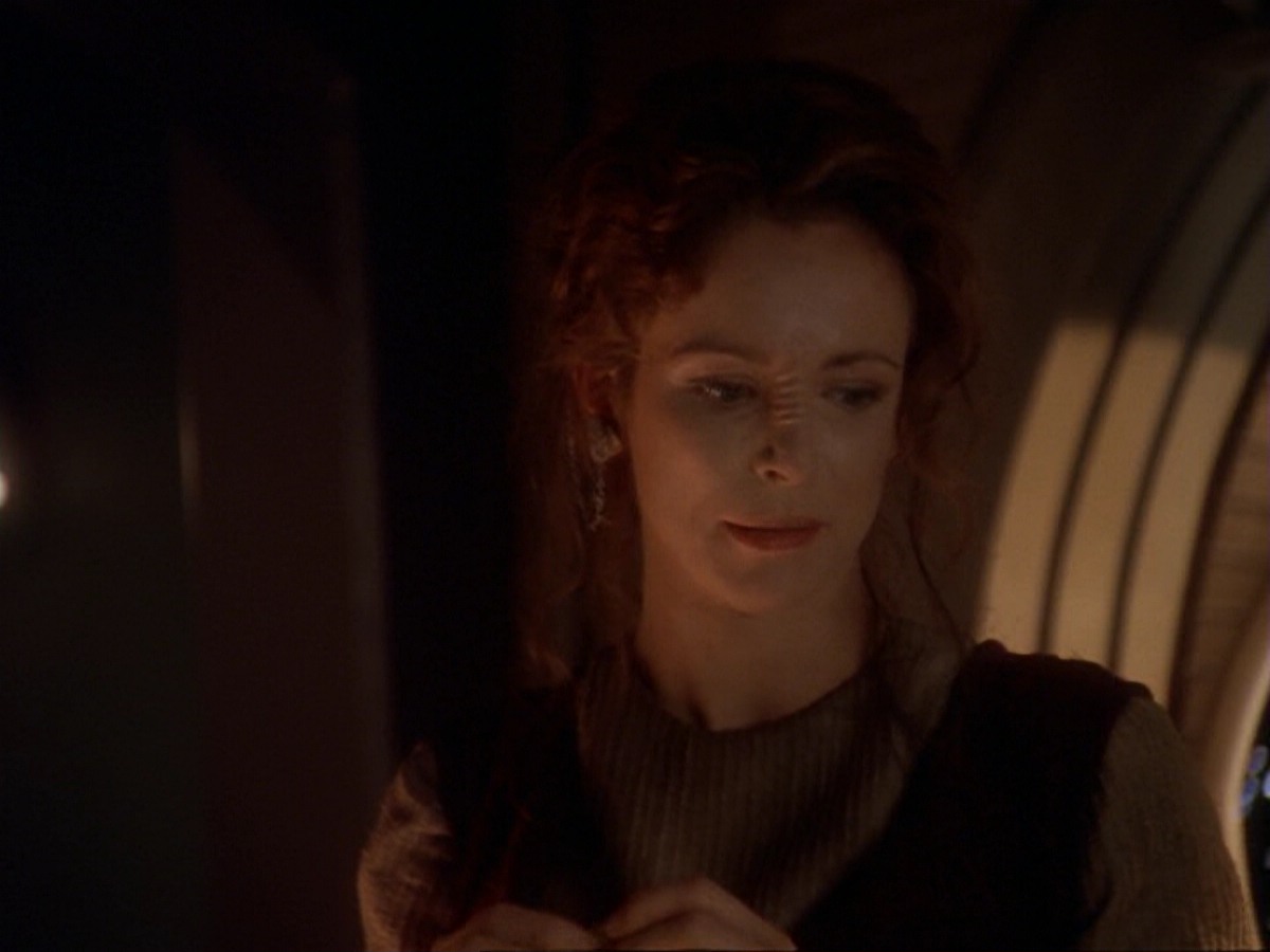 extant_StarTrek_DS9_6x17-WrongsDarkerThanDeathOrNight_1963.jpg