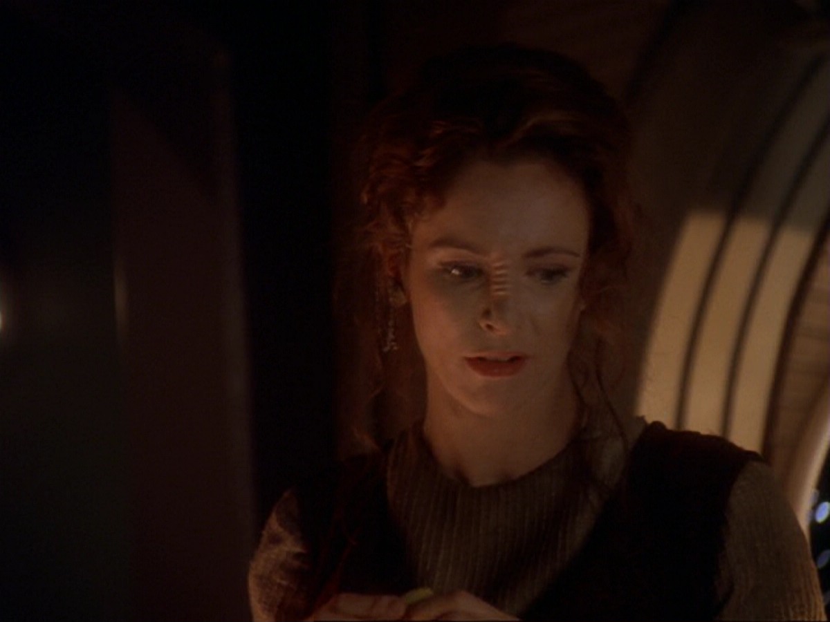 extant_StarTrek_DS9_6x17-WrongsDarkerThanDeathOrNight_1966.jpg