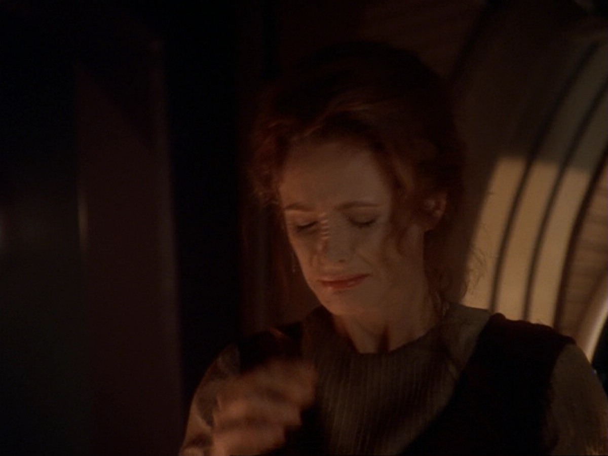 extant_StarTrek_DS9_6x17-WrongsDarkerThanDeathOrNight_1970.jpg