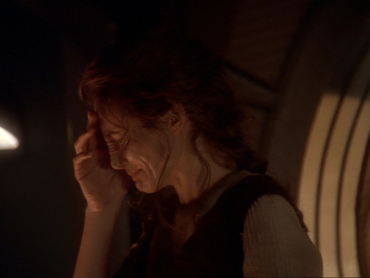 extant_StarTrek_DS9_6x17-WrongsDarkerThanDeathOrNight_1972.jpg
