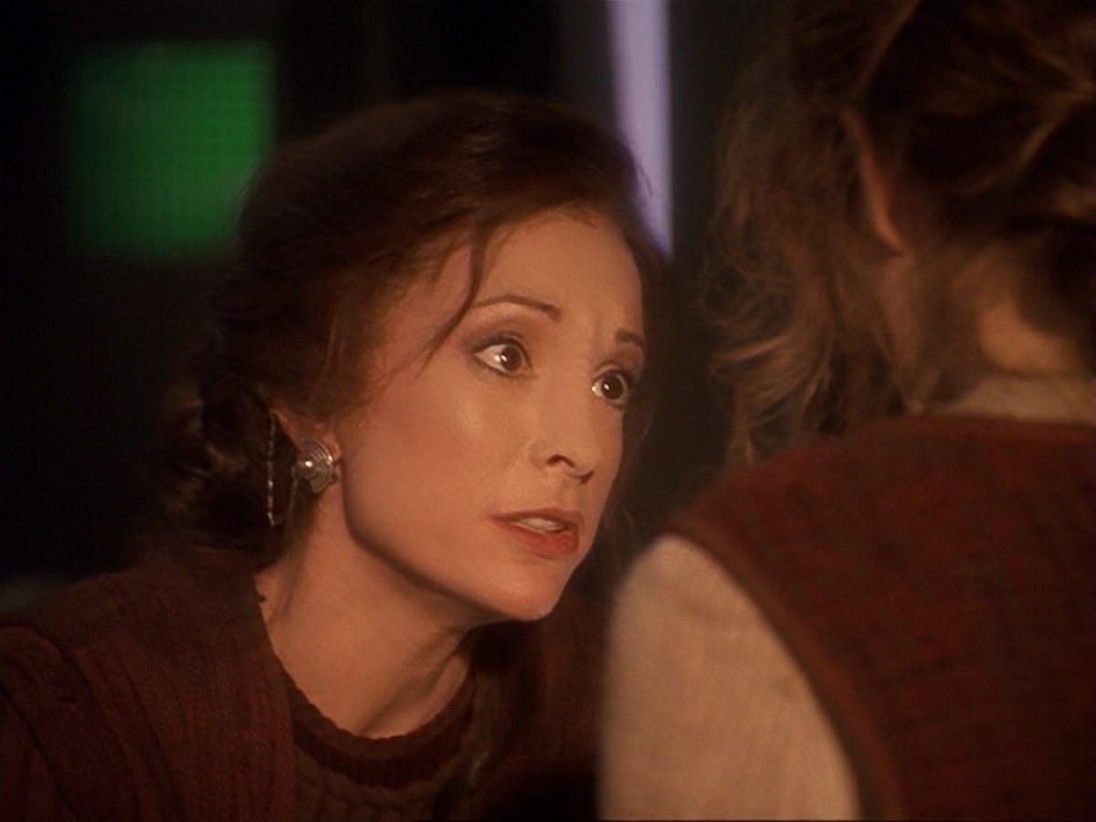 extant_StarTrek_DS9_6x17-WrongsDarkerThanDeathOrNight_2008.jpg