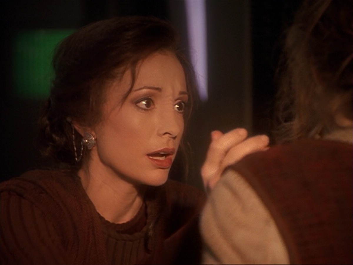 extant_StarTrek_DS9_6x17-WrongsDarkerThanDeathOrNight_2041.jpg