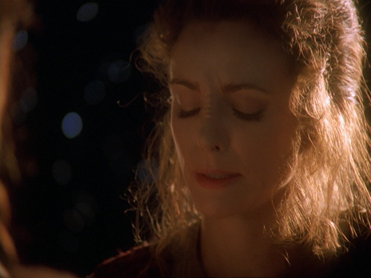 extant_StarTrek_DS9_6x17-WrongsDarkerThanDeathOrNight_2057.jpg