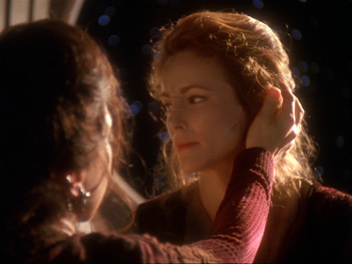 extant_StarTrek_DS9_6x17-WrongsDarkerThanDeathOrNight_2086.jpg