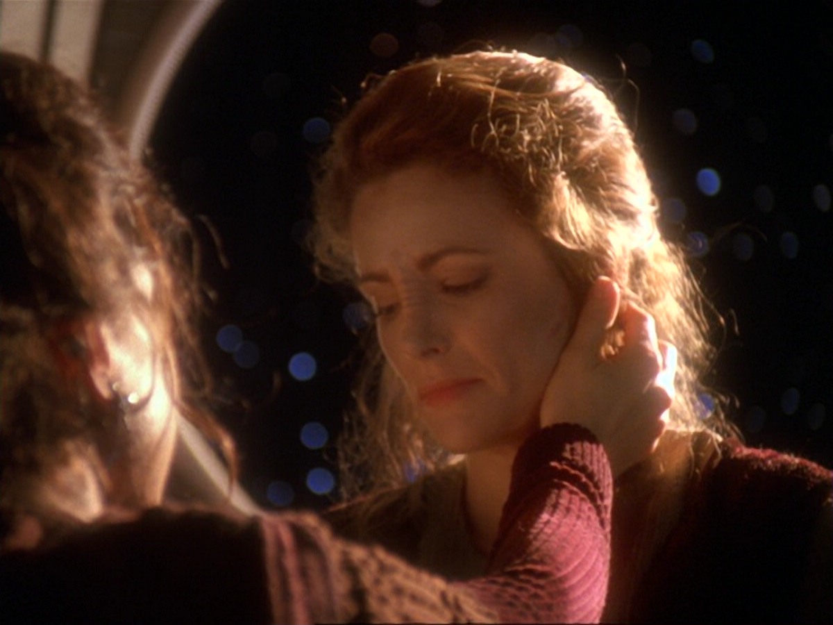 extant_StarTrek_DS9_6x17-WrongsDarkerThanDeathOrNight_2098.jpg