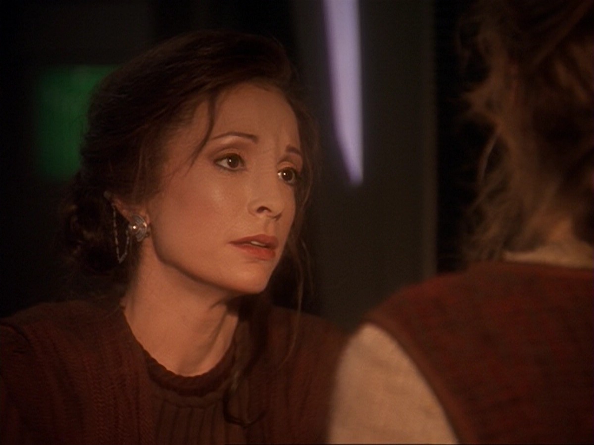 extant_StarTrek_DS9_6x17-WrongsDarkerThanDeathOrNight_2106.jpg